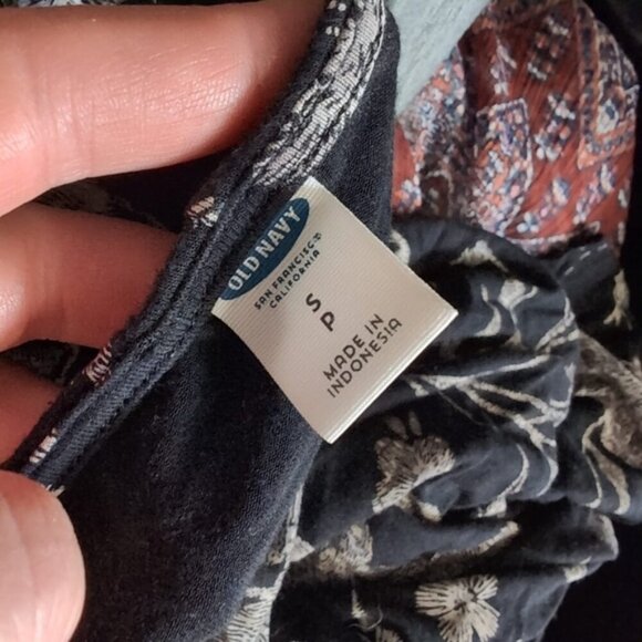 Old Navy Floral Resort Feminine Cottage Boho Summer Swing Dress S - Picture 7 of 8